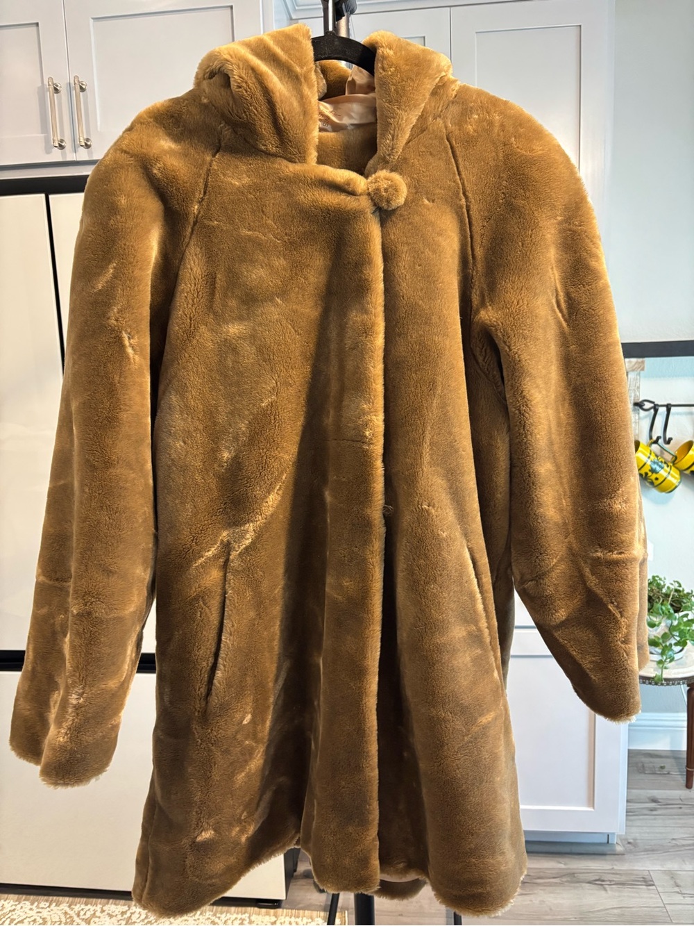 dennis basso vintage look Plush Faux Fur Hooded Coat in Camel Brown